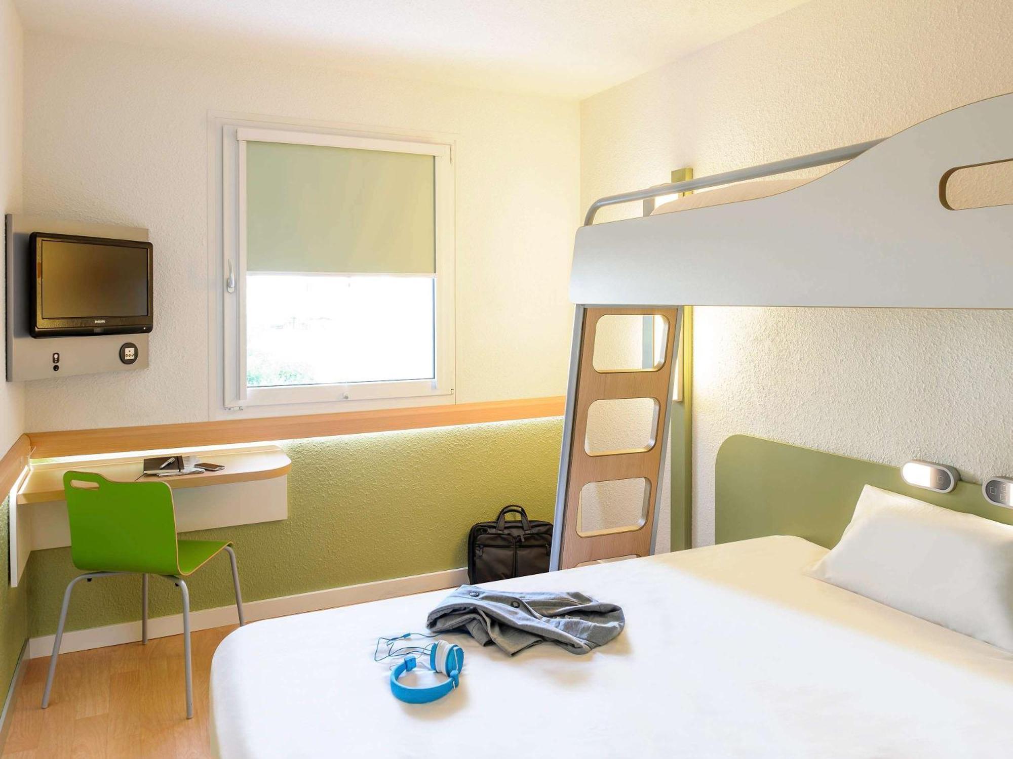 Ibis Budget Montceau Les Mines Exterior foto