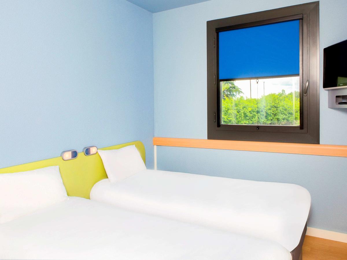 Ibis Budget Montceau Les Mines Exterior foto